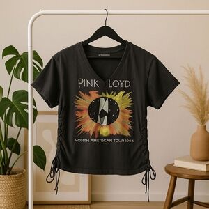 Pink Floyd Cotton Graphic Tee Womens Size Small Distressed Summer Top